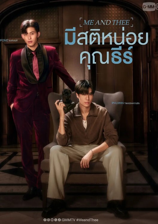 潜入商场女厕全景偷拍眼镜妹子 - 小马X母狗